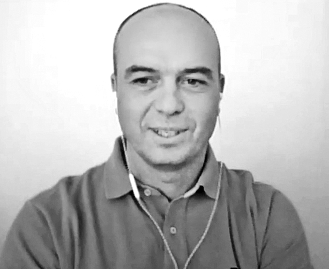 De ce a ales un IT-ist să se facă apicultor după 20 de ani în  corporații. Vrea ca afacerea lui să fie cunoscută în toată lumea