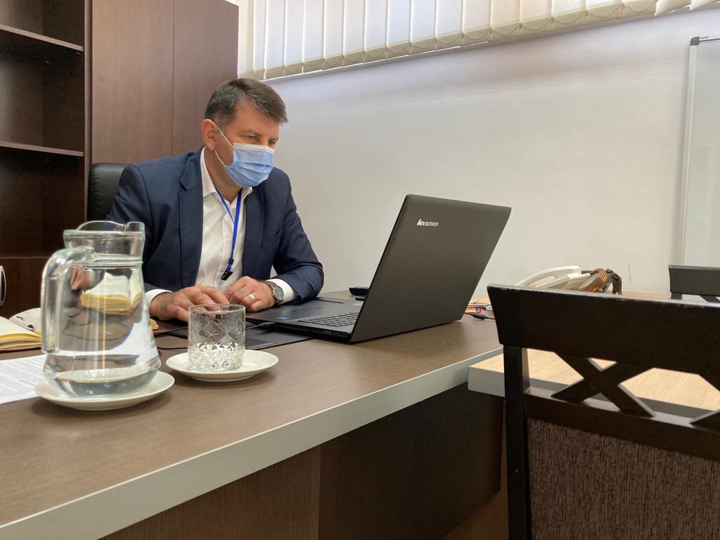 Managerul spitalului din Piatra Neamț își anunță demisia: „Unii cu medicina, alții cu banii. Între acestea mai apare și politica”