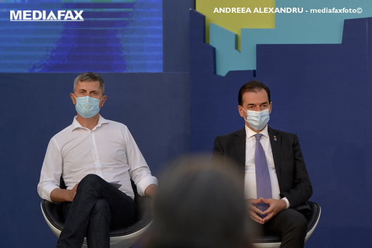 Eșec în negocierile dintre PNL, USR-PLUS și UDMR pentru constituirea majorității