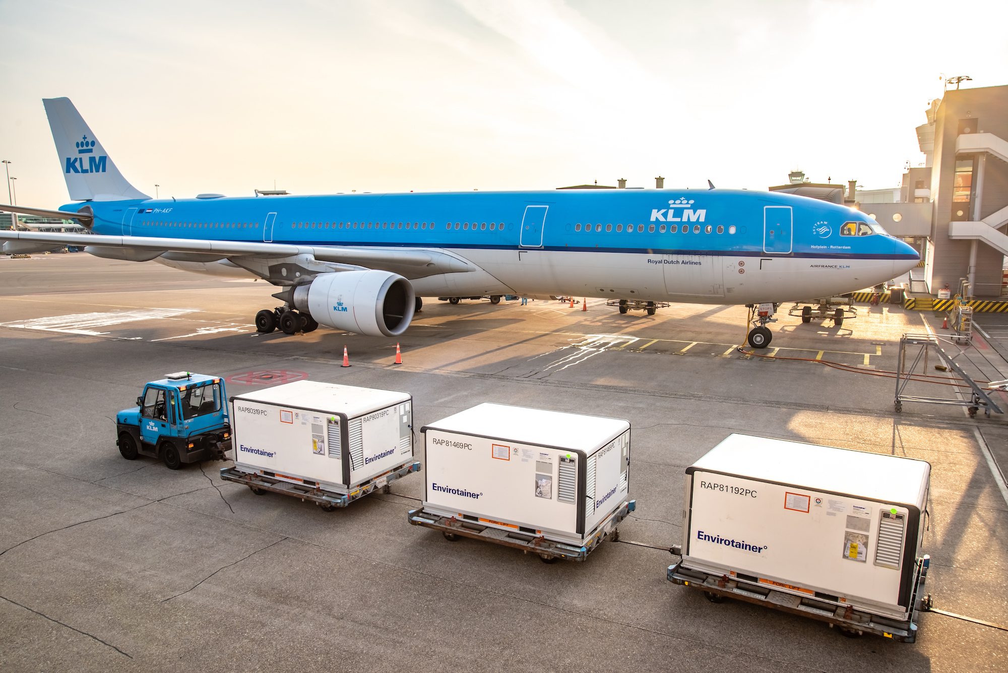Încă un pas spre terminarea pandemiei: Operatorul aerian Air France-KLM se pregătește să livreze vaccinurile anti-COVID-19