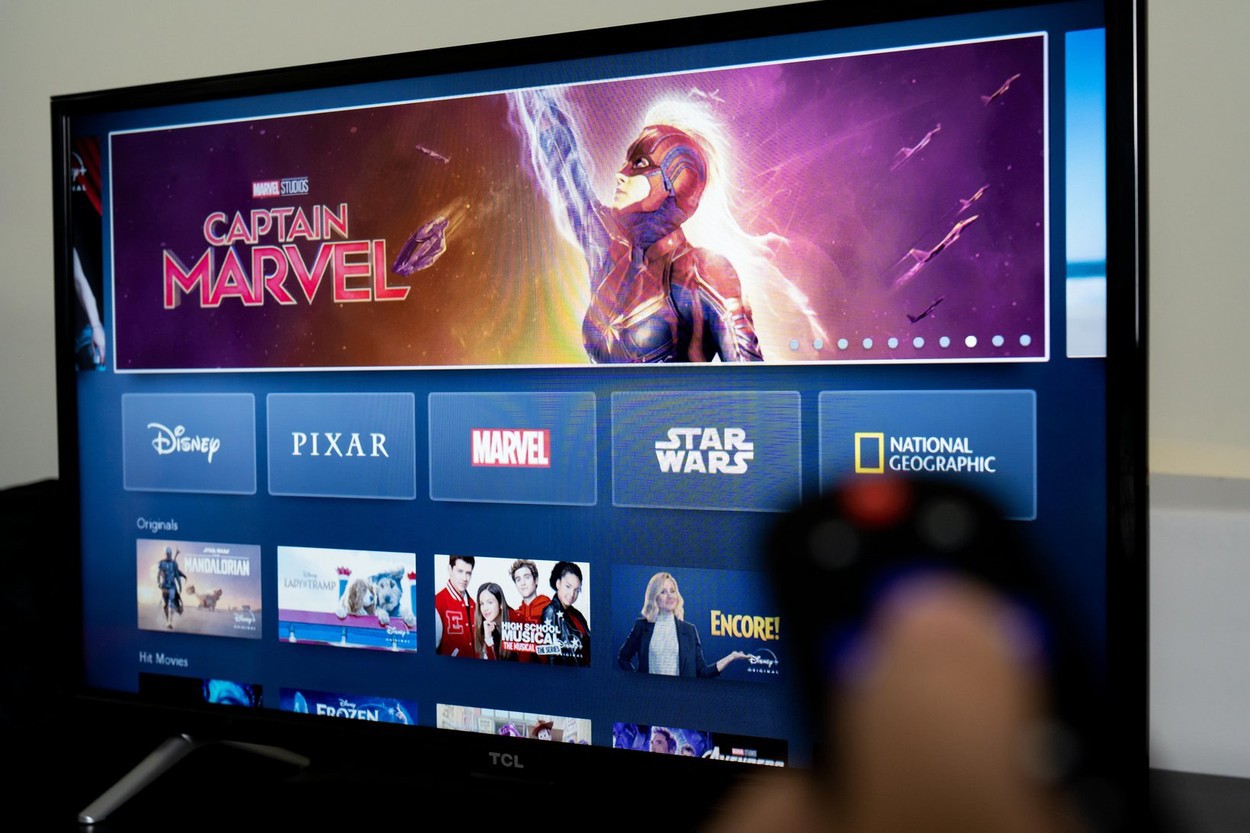 Acțiunile Disney au crescut cu 9% după ce compania a declarat că plănuiește să își tripleze numărul de abonați ai serviciului de streaming. Când se va lansa Disney+ în România