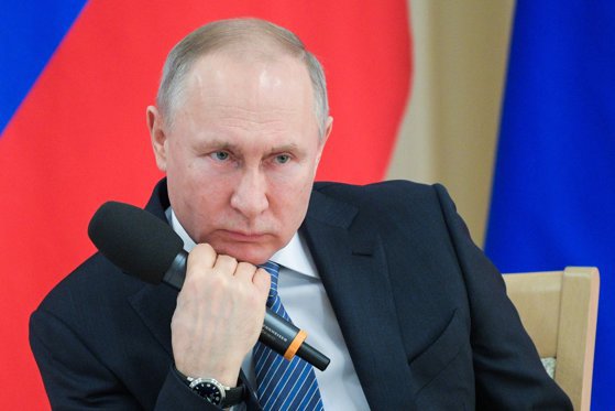 Putin ordonă Rusiei să înceapă săptămâna viitoare vaccinările în masă împotriva COVID-19