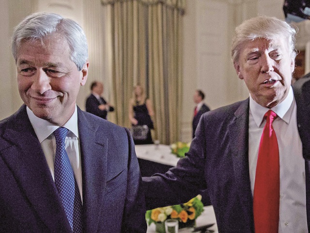 Moartea politică a unui președinte? Armata de bogați care l-au susținut pe Trump în alegeri se ascunde în tăcere, iar unele din companiile care l-au sprijinit financiar își suspendă contribuțiile