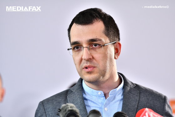 Măsuri după Matei Balș: programarea la vaccinare a vârstnicilor și bolnavilor, fond pentru siguranță