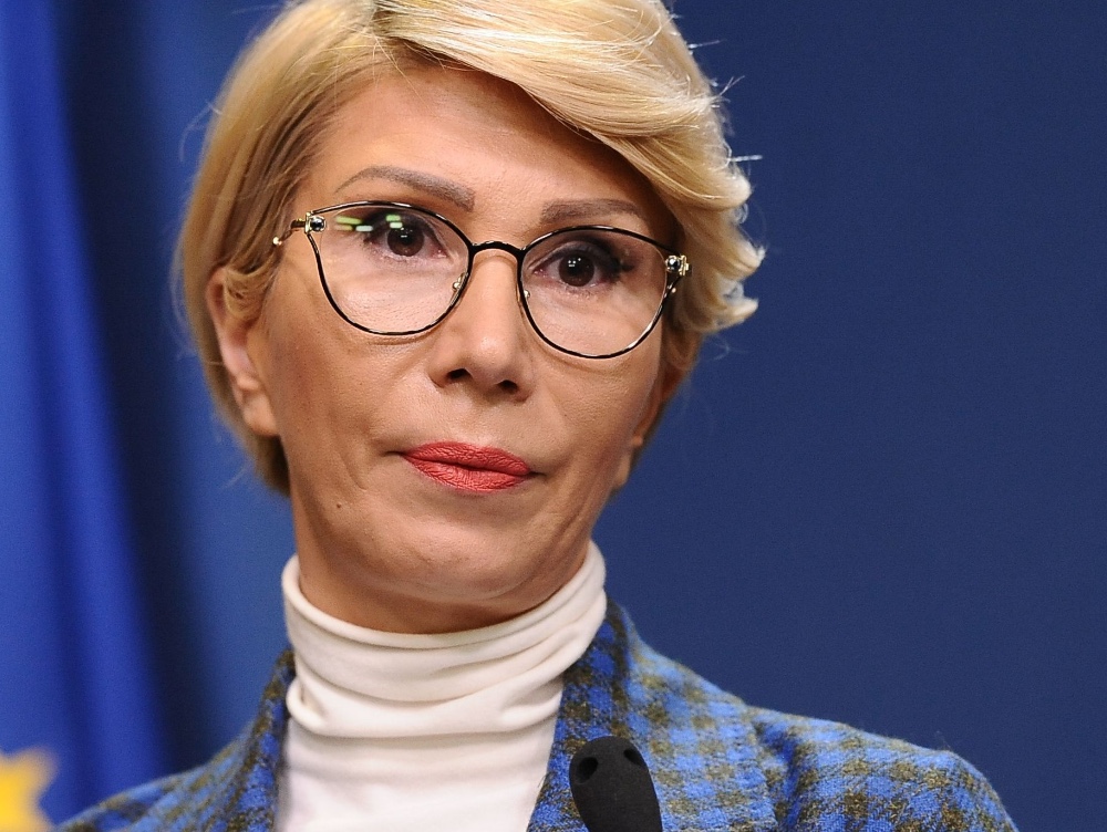 Ministrul Muncii anunță că încep verificările tuturor oamenilor care primesc ajutoare sociale. Ce le pregătește celor care sunt apți de muncă