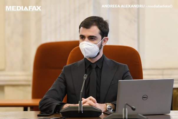 Năsui, despre site-ul de comerț exterior: Texte de umplutură. Efectiv și-au bătut joc