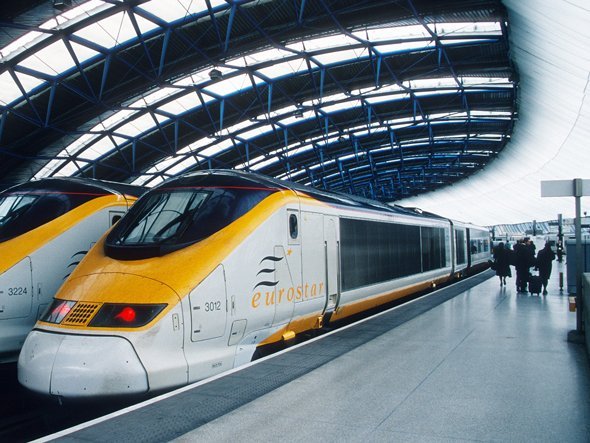 În pragul falimentului: Eurostar, care operează trenuri pe sub Canalul Mânecii, cere ajutor de urgență de la guvernul Marii Britanii