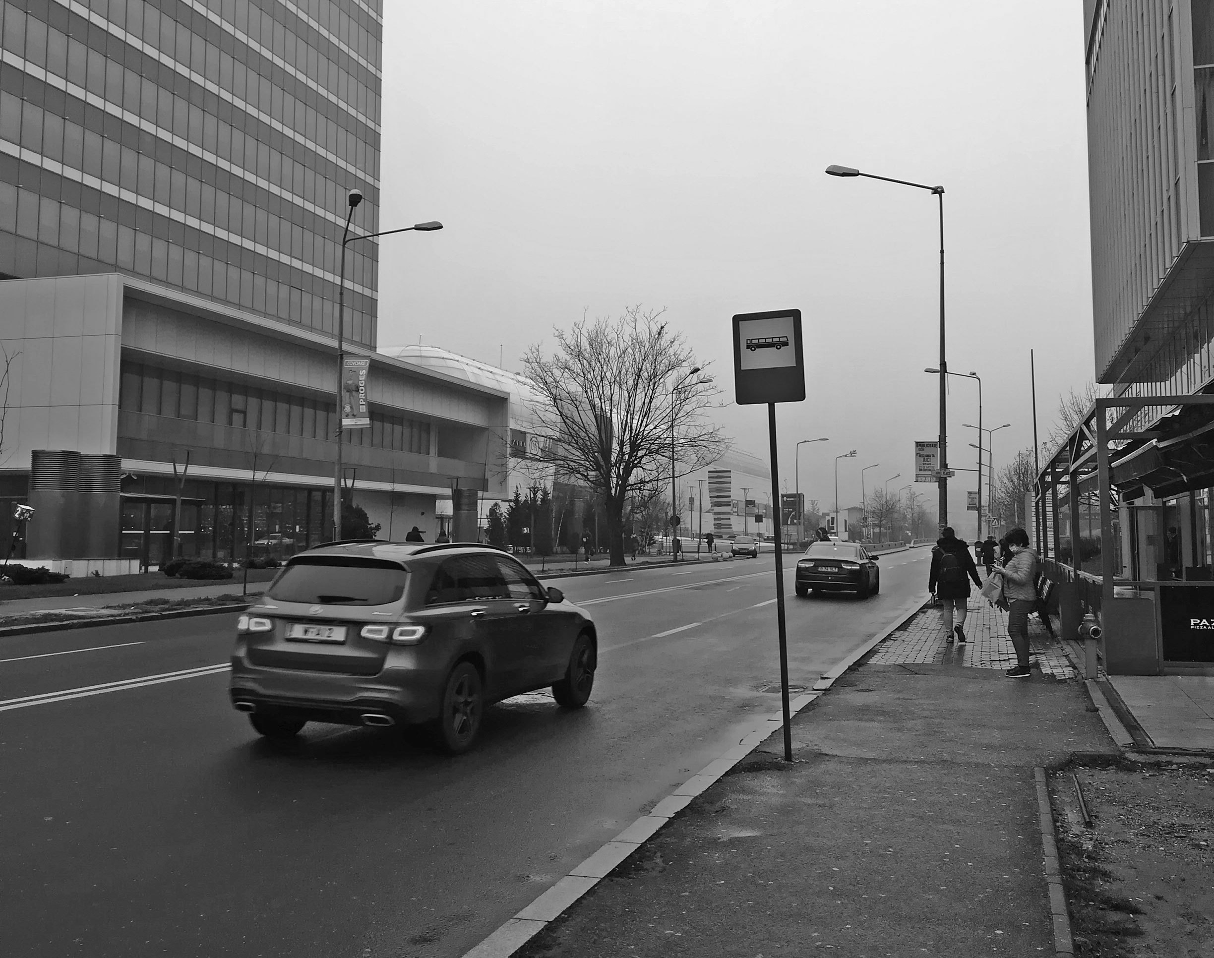 Zona din București unde lucrau peste 100.000 de oameni pe care pandemia a transformat-o total și acum pare părăsită