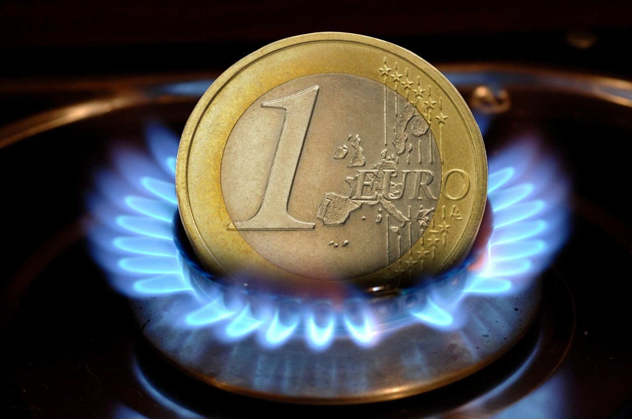 Economia zonei euro se îndreaptă rapid către o nouă recesiune: Ultimele măsuri de carantină pub încrederea privind revenirea economiei sub semnul întrebării