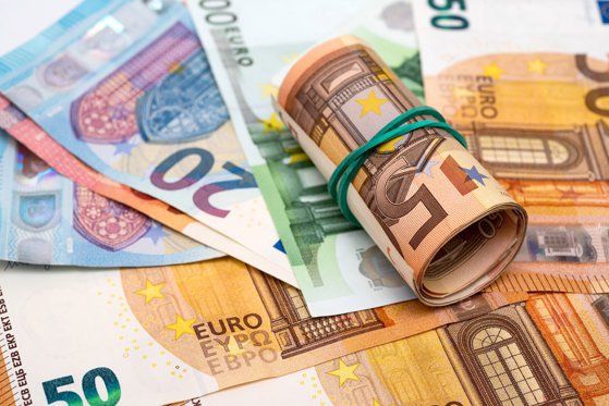 România continuă să amâne adoptarea monedei euro. Care este motivul