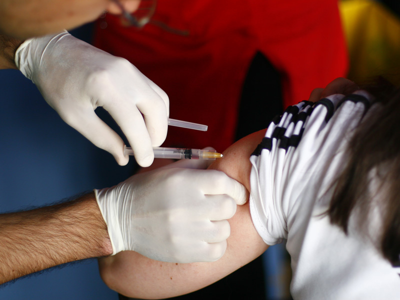Sorin Cîmpeanu: Am asigurări că vaccinarea profesorilor va începe înainte de 8 februarie