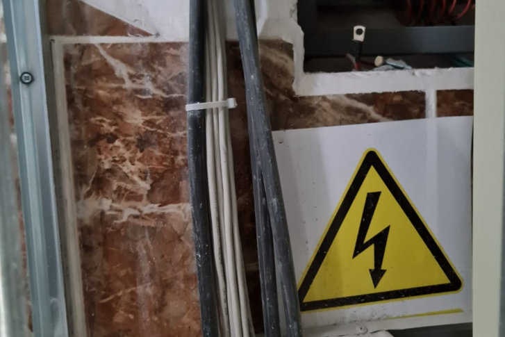 Primarul Sectorului 6: Pericol de incendiu în cinci școli din cauza lucrărilor de mântuială