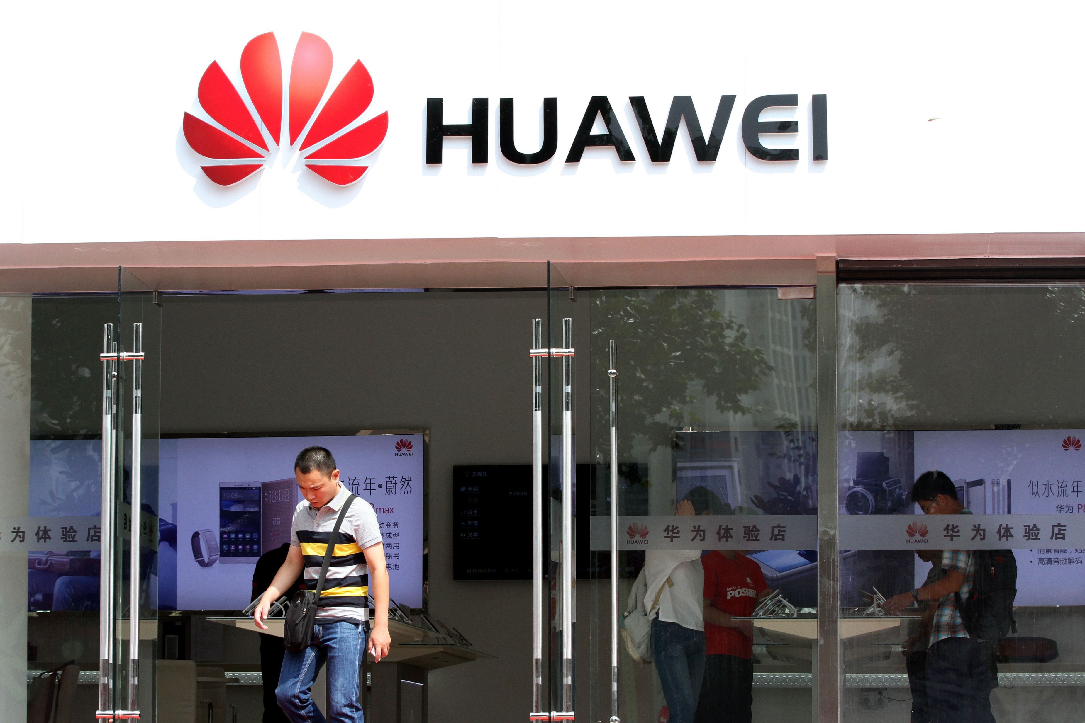 Huawei se orientează spre creșterea porcilor, pe fondul sancțiunilor SUA