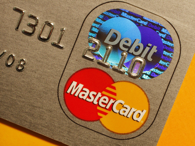 Marile companii deschid ușa pentru bitcoin: Mastercard le va permite clienților să tranzacționeze anumite criptomonede pe rețeaua gigantului de plăți