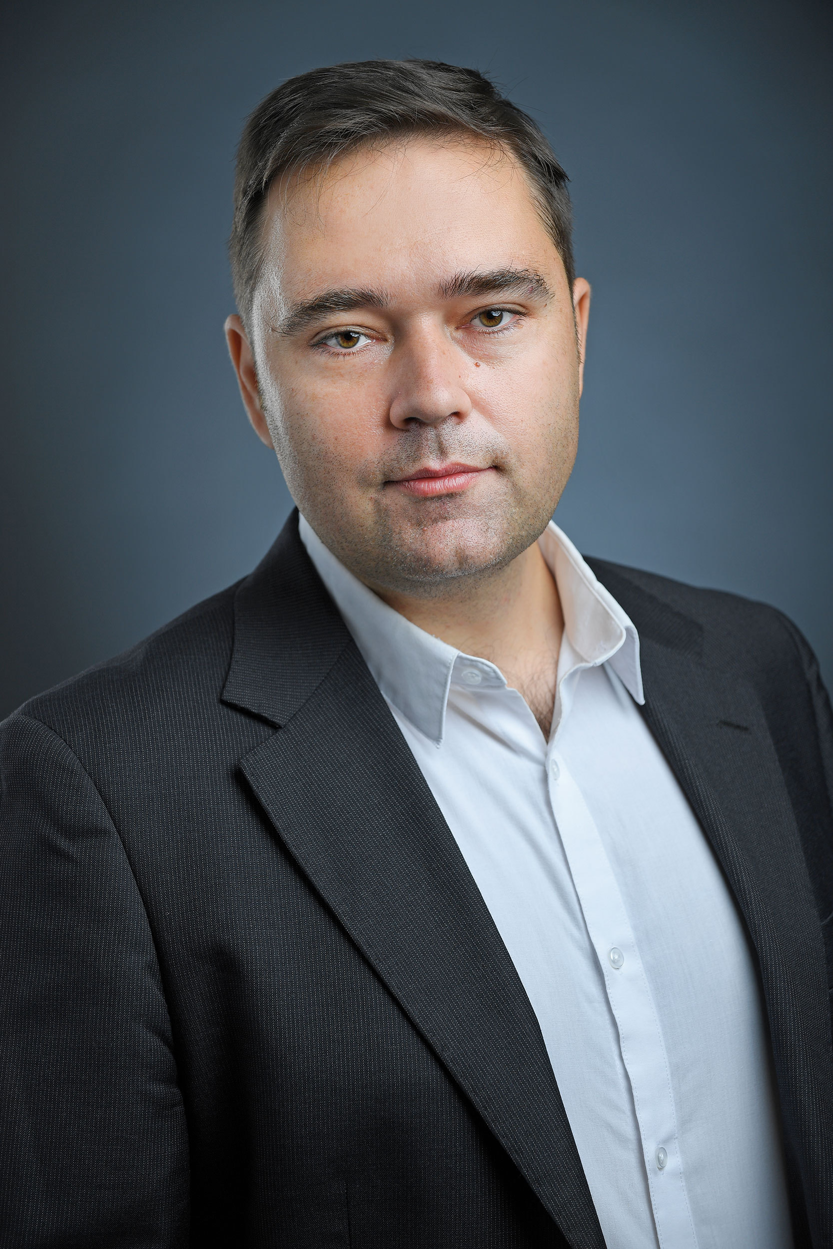 Ce înseamnă telehoppingul în era internetului. Câțiva tineri au dezvoltat „Netflixul” cumpărăturilor