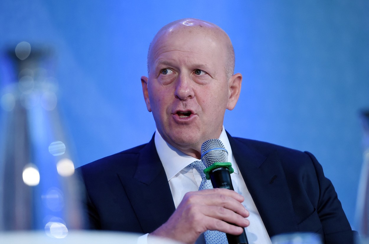 Ce spune șeful Goldman Sachs, una dintre cele mai mari bănci americane, despre munca în regim remote: „Nu reprezintă noul normal. Este o aberație pe care o vom corecta cât mai repede posibil”