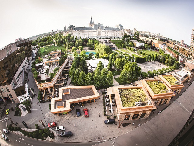 Shoppingul viitorului: online vs. offline, mall vs. stradal. Cine câștigă? Mallurile vor rămâne principala destinație de cumpărături a românilor, iar comerțul viitorului va fi un mix de online și offline