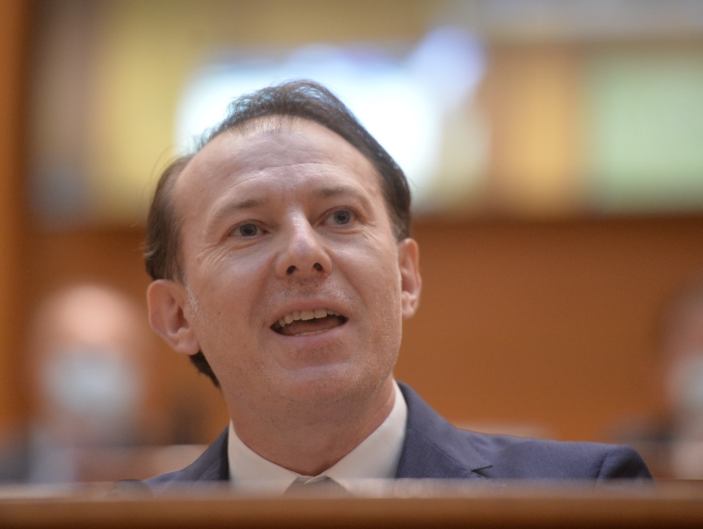 Cîțu: Campania împotriva vaccinării și a măștilor e similară cu o acțiune a teroriștilor