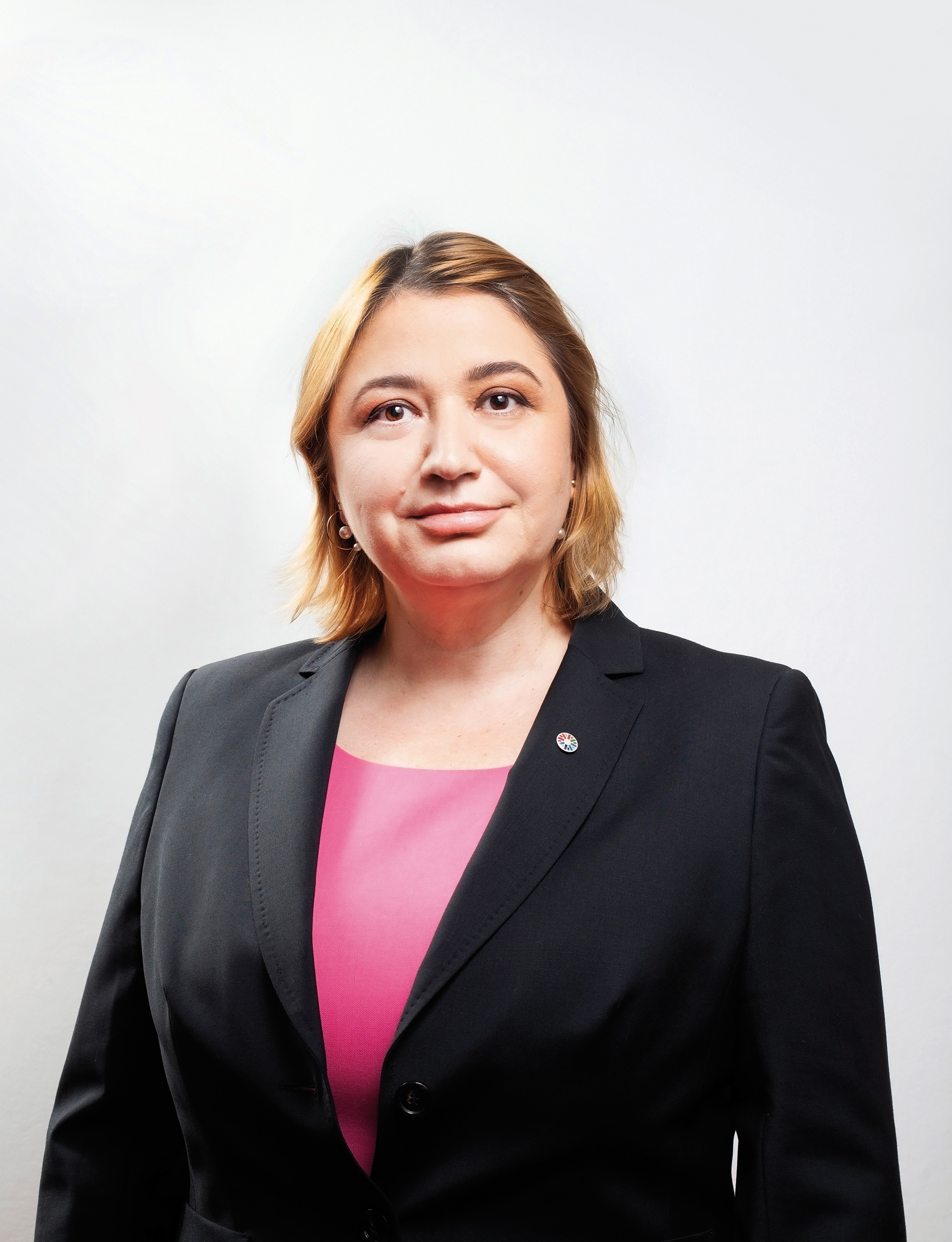 Oana Ciornei, Managing partner Amrop România: Uitându-mă în spate, cred că toate experiențele au avut câteva lucruri în comun: am căutat să văd oportunitățile, nu dezavantajele, am cerut ajutor acolo unde nu m-am priceput, am avut multă determinare și dorință de a face lucrurile bine până la capăt