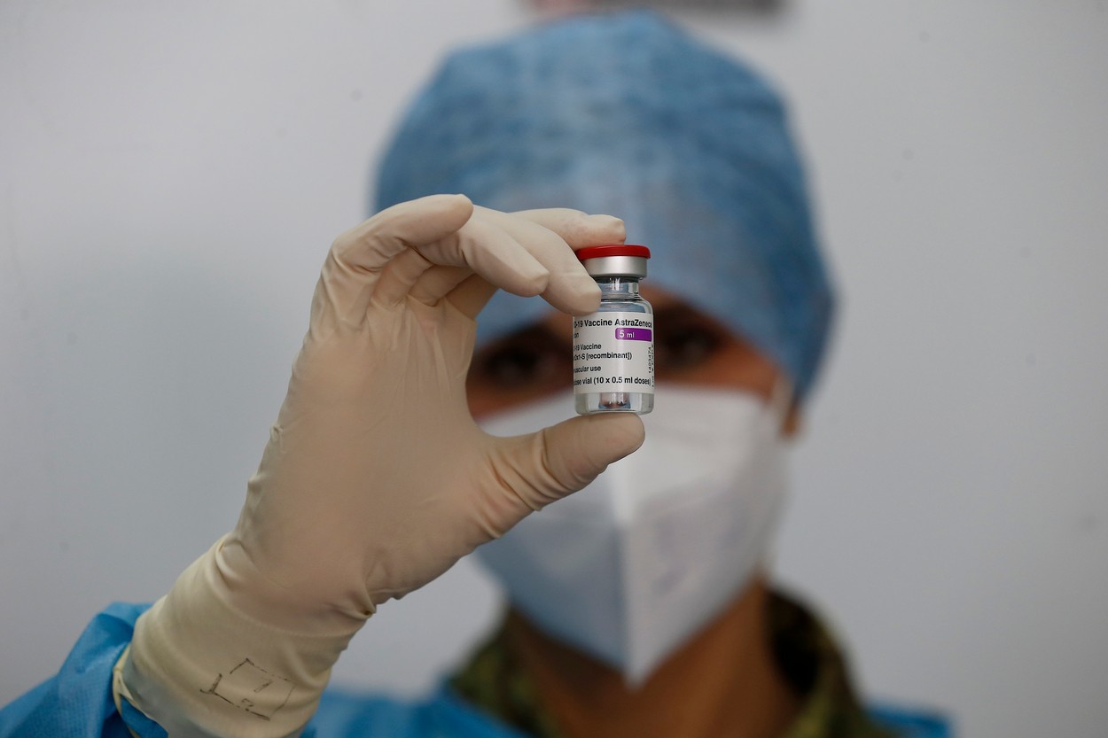 Din nou undă verde: Europenii încep să se imunizeze iar cu AstraZeneca, după decizia EMA