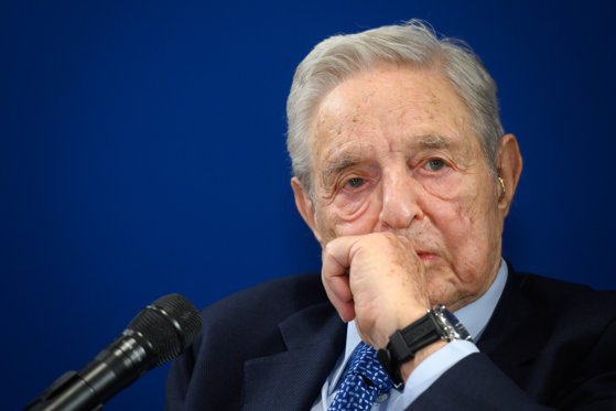 Armata din Myanmar a emis mandate de arestare pentru 11 membri ai fundației miliardarului George Soros și a confiscat conturile bancare ale organizației