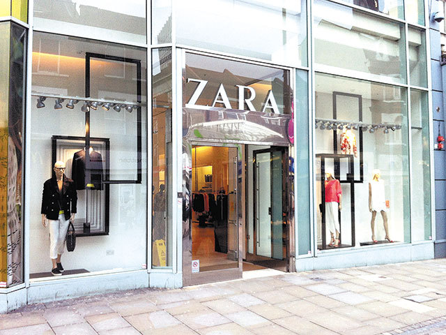 Semne despre cât de tare a lovit pandemia în retailul de fashion. Inditex, proprietarul Zara, a renunțat la 800 de angajați în 2020 în România, iar profitul a scăzut la mai puțin de jumătate