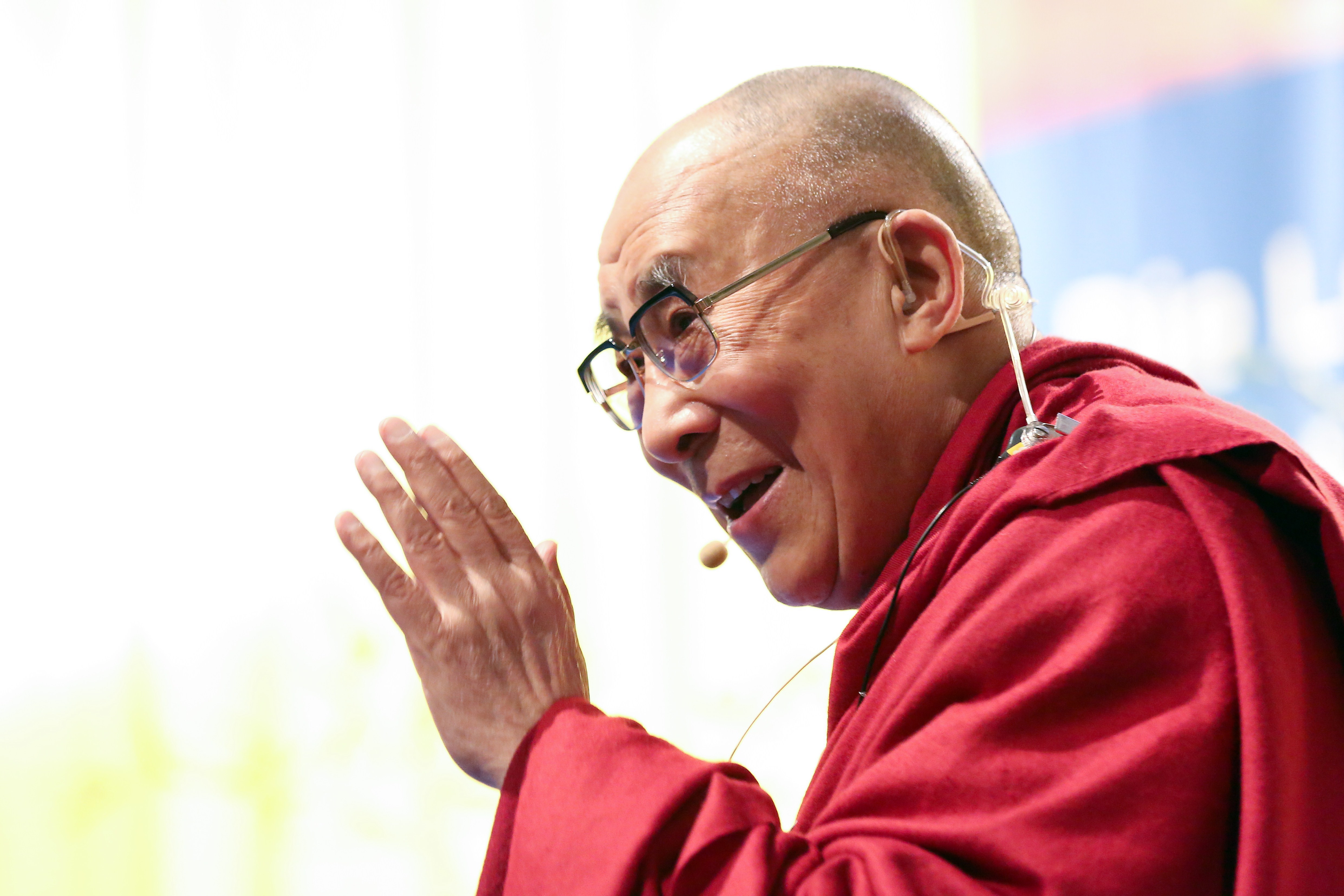 Mesajul lui Dalai Lama pentru regina Elisabeta, după moartea prințului Philip