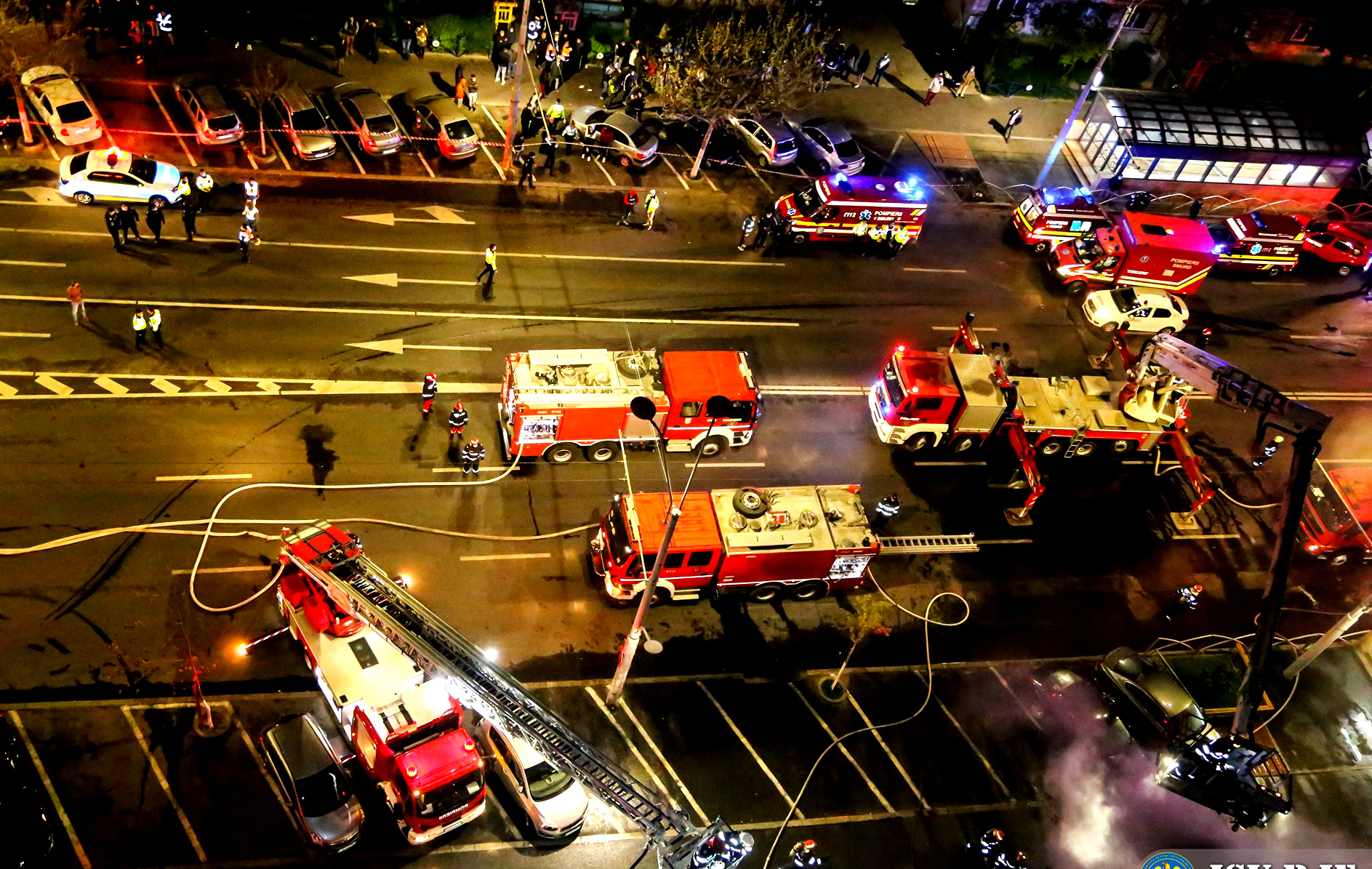 NEWS ALERT! Incendiu de proportii. A ars unul dintre cele mai iubite fast-food-uri din Bucuresti