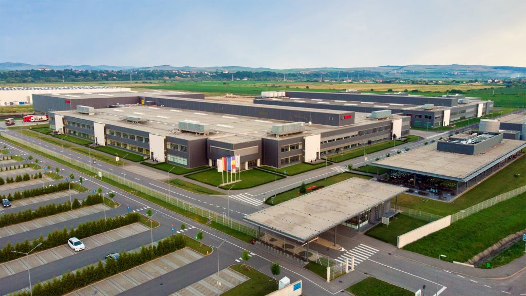 Companiile accelerează vaccinarea angajaților: Bosch a deschis un centru vaccinare în cadrul fabricii din Cluj, accesibil și altor două companii din parcul industrial Tetarom