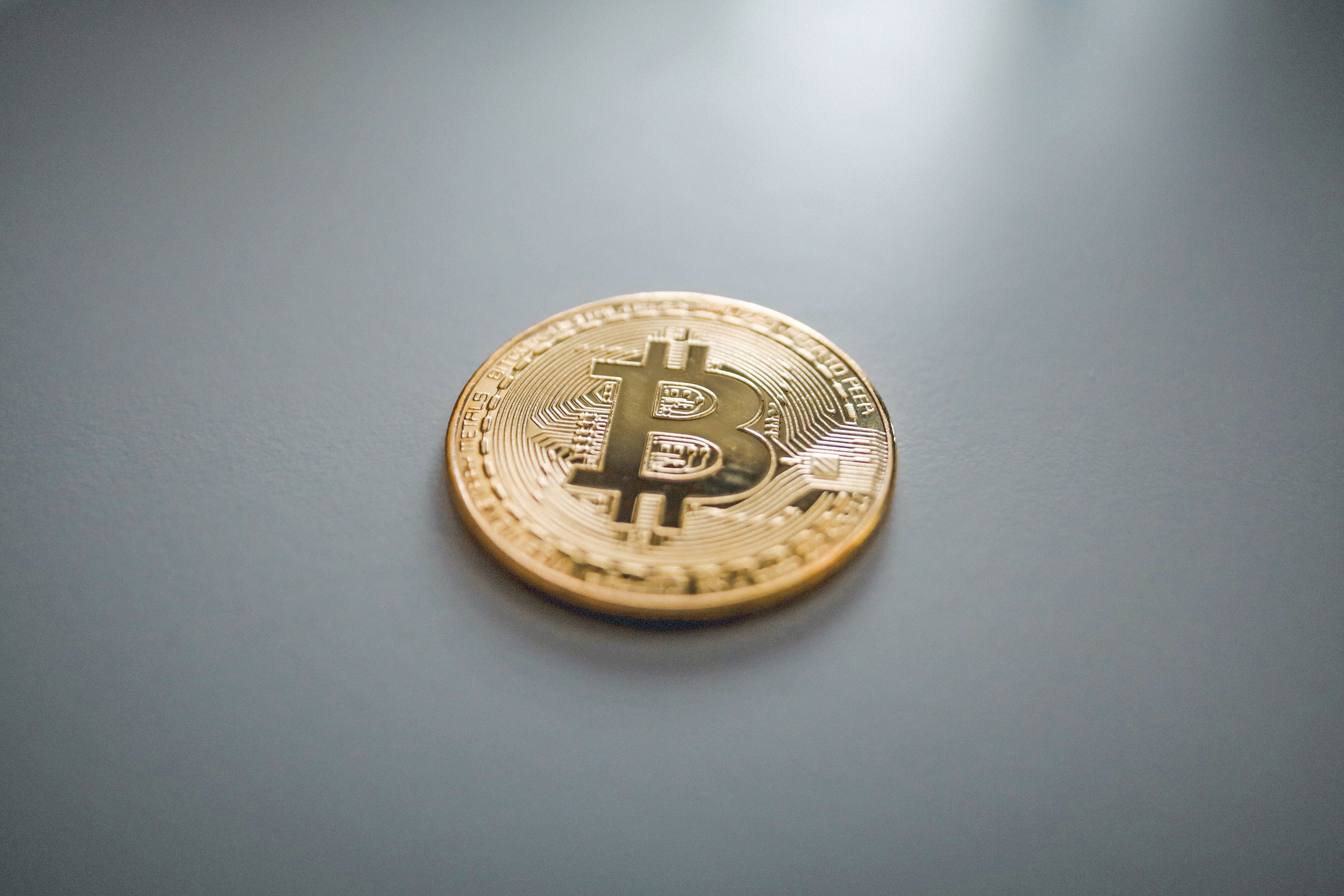 Când acceptăm criptomonedele? Unde este astăzi piața din România, câți români investesc și ce așteaptă platformele locale de exchange de la autorități?