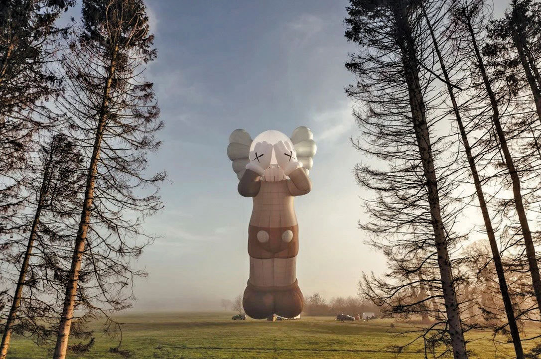 Sculptura călătoare. Cum admirăm arta când suntem departe de ea