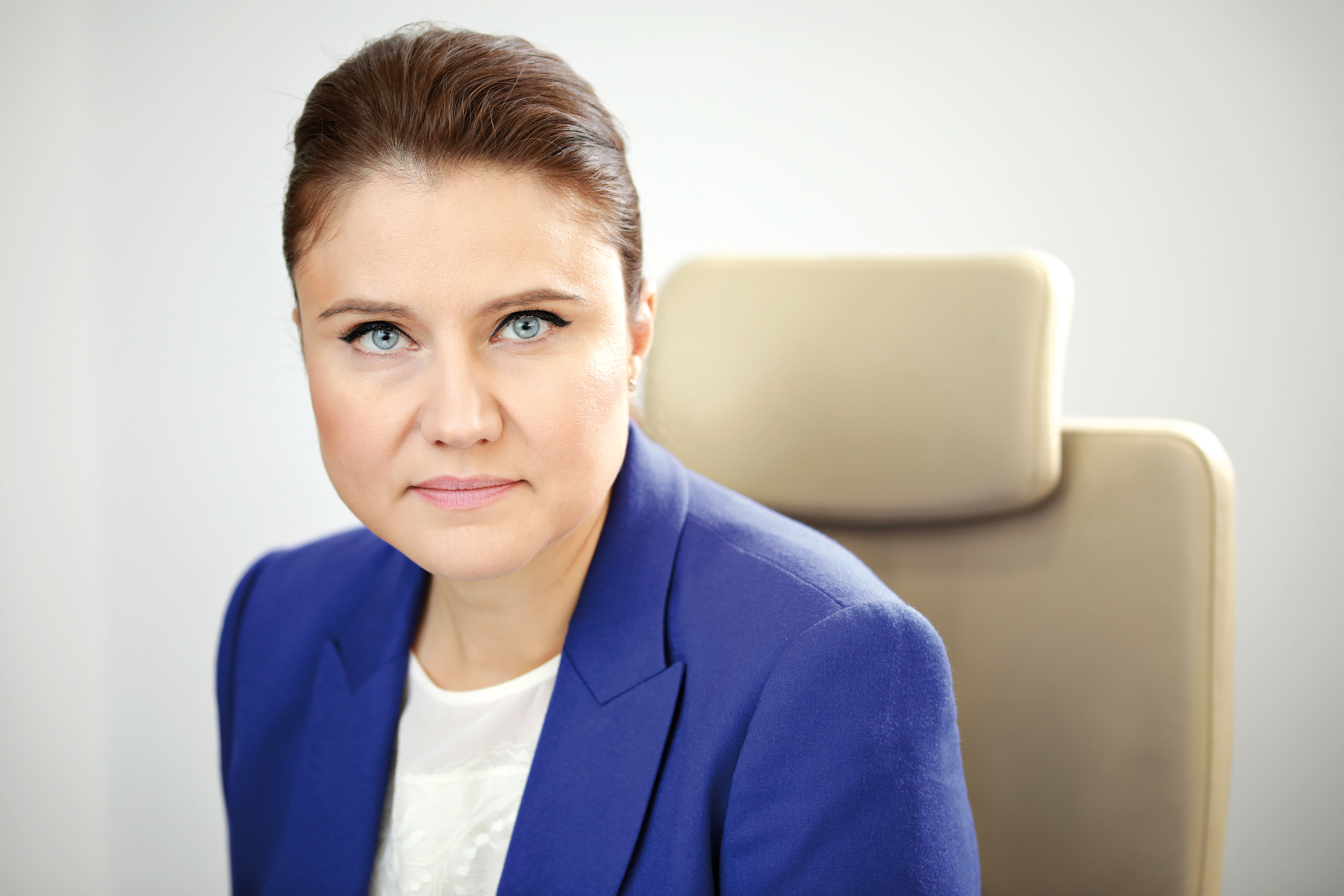 Cine este femeia care conduce o companie de 7 miliarde de lei în România
