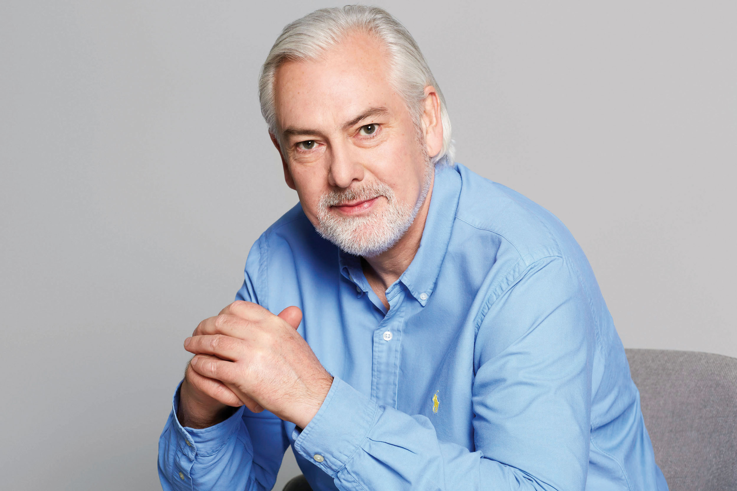 Un trend ireversibil. Noul CEO al Philip Morris International spune că principala direcție pe care se va concentra constă în crearea unui viitor fără fum