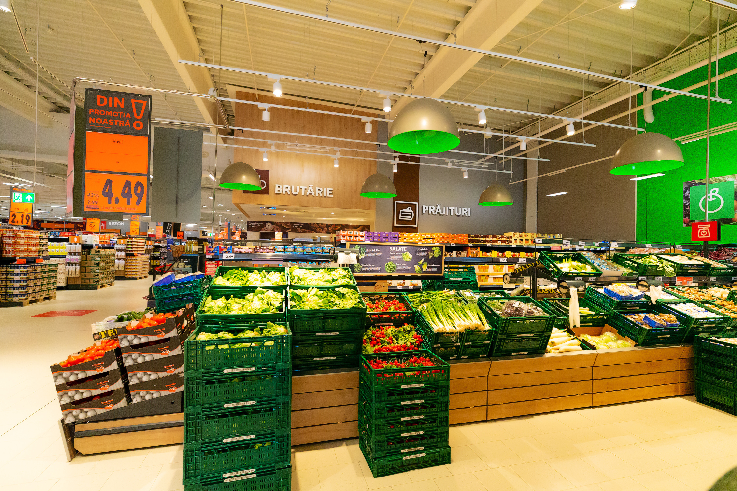 Kaufland România a făcut un program de sprijin pentru fermieri în parteneriat cu Cooperativa Țara mea, care să-i ajute pe termen lung, cu extinderea capacităților și diversificarea portofoliului de articole