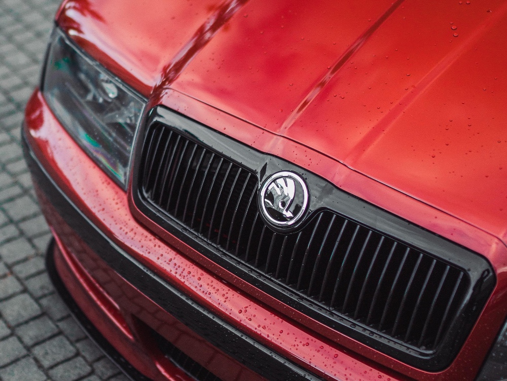 Cele mai bune oferte SH pentru mașini Skoda. O bancă din România vinde mașini recuperate