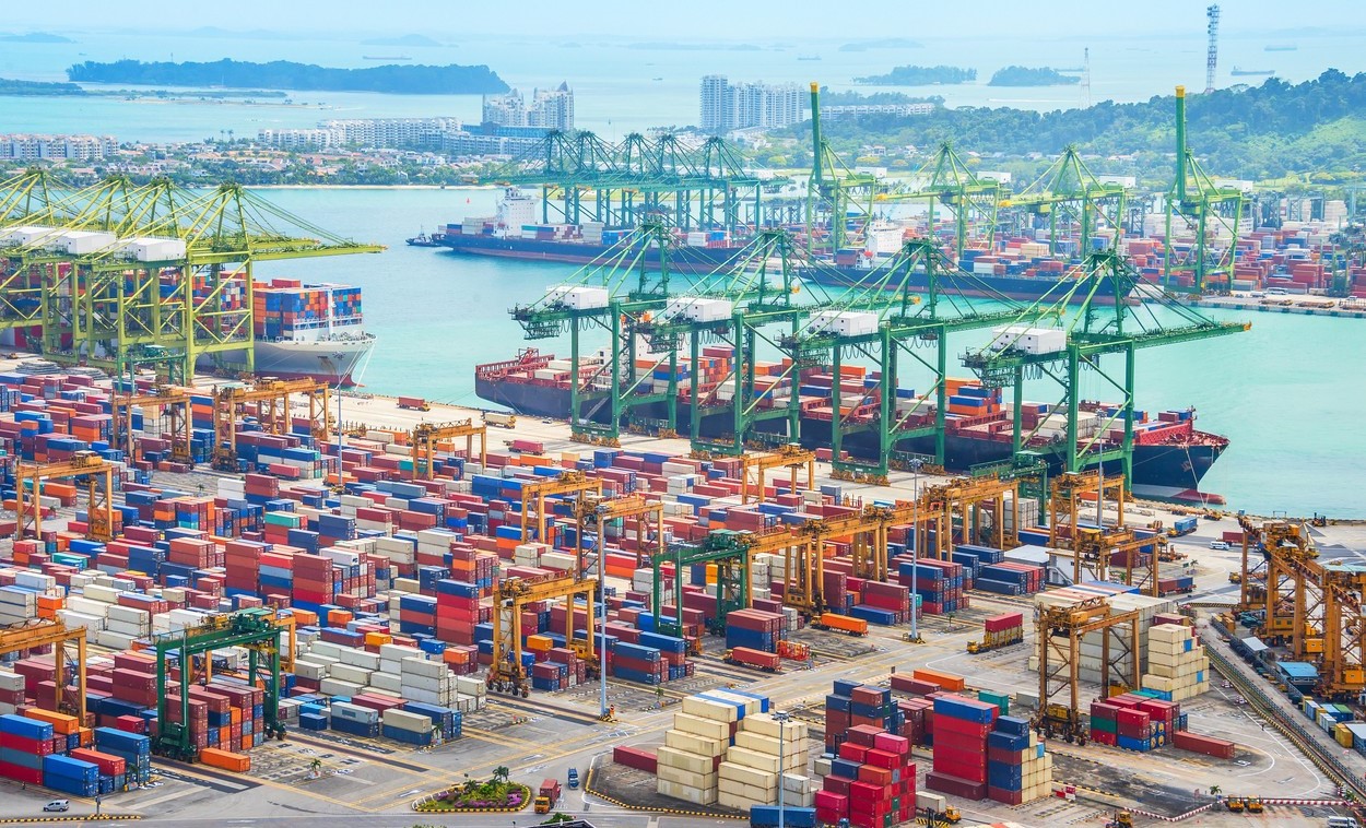Explozia de infecții din India începe să afecteze industria globală de transport maritim, care se bazează intens pe navigatorii din țara asiatică: Bilanțul din ultimele 24 de ore depășește 400.000 de cazuri