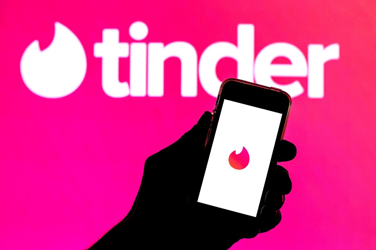 Funcții speciale introduse de aplicațiile de dating pentru persoanele vaccinate: Tinder și Bumble au bătut deja palma cu oficialii de la Casa Albă