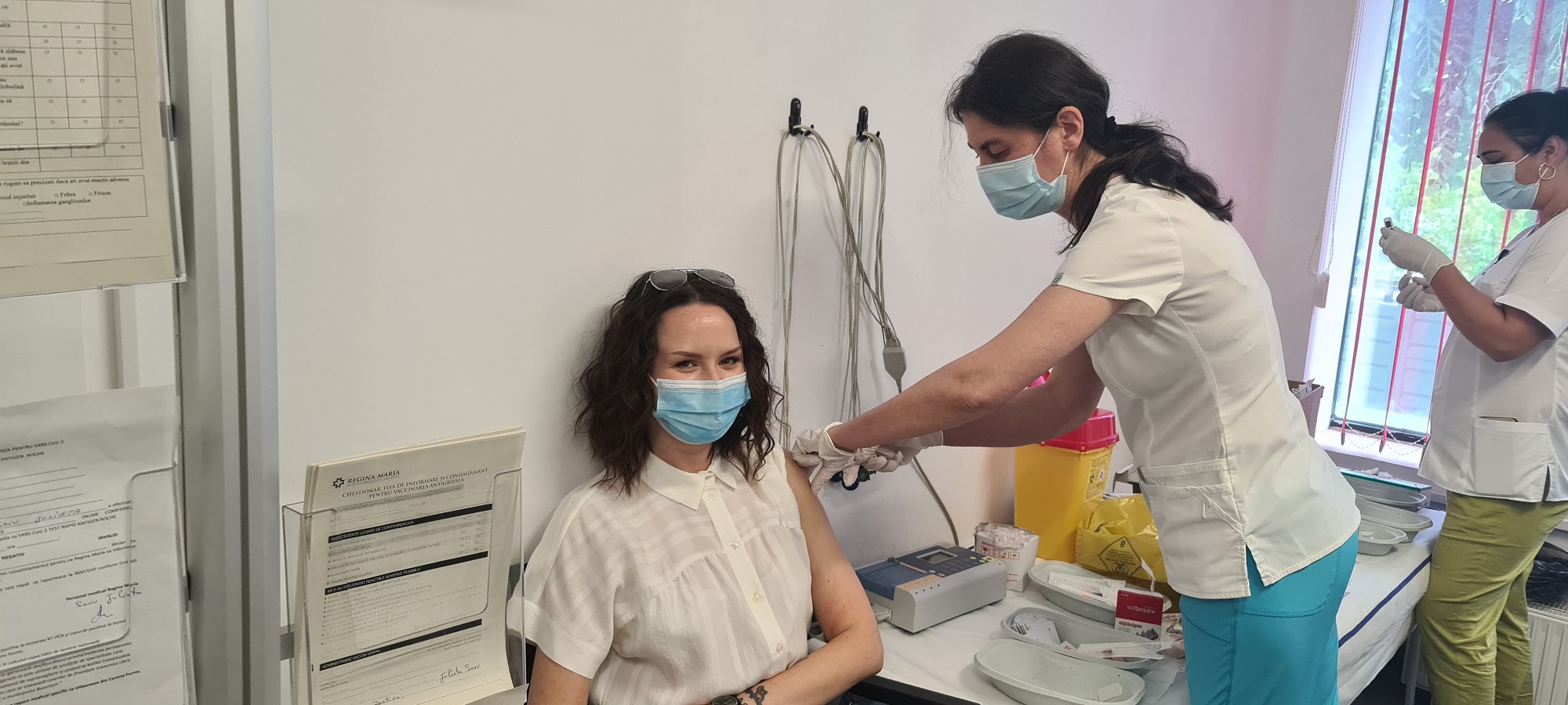 Zentiva a deschis un punct de vaccinare pentru angajați și familiile lor în una din cele două fabrici din București