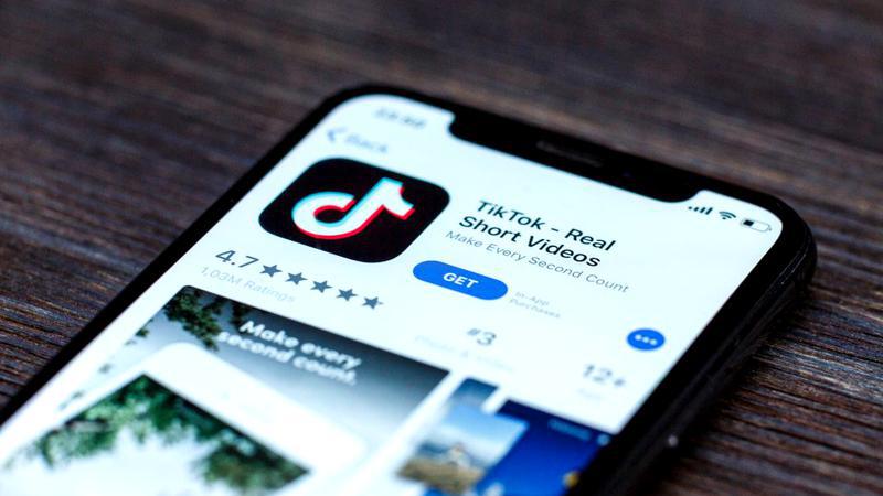 Provocările de pe TikTok cu magneți fac victime în rândul copiilor. Zeci de copii, supuși unor operații chirurgicale