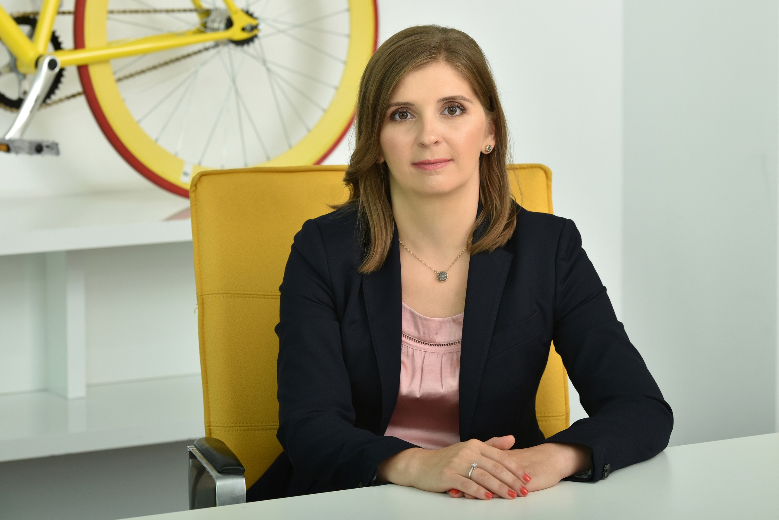 Colliers testează primul robot software inteligent pentru sectorul de real estate, acesta urmând să emită facturile de servicii și chirii pentru proprietățile administrate de companie