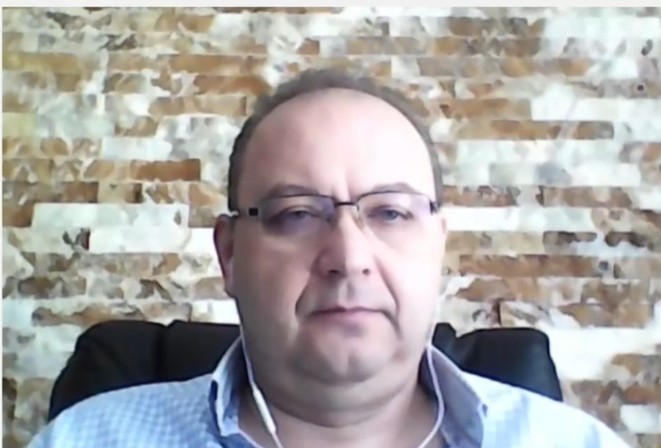 Compania Creasoft, ce produce sisteme de monitorizare și control de la distanță, a dezvoltat o soluție care ajută angajații să planifice zilele în care lucrează de acasă sau de la birou