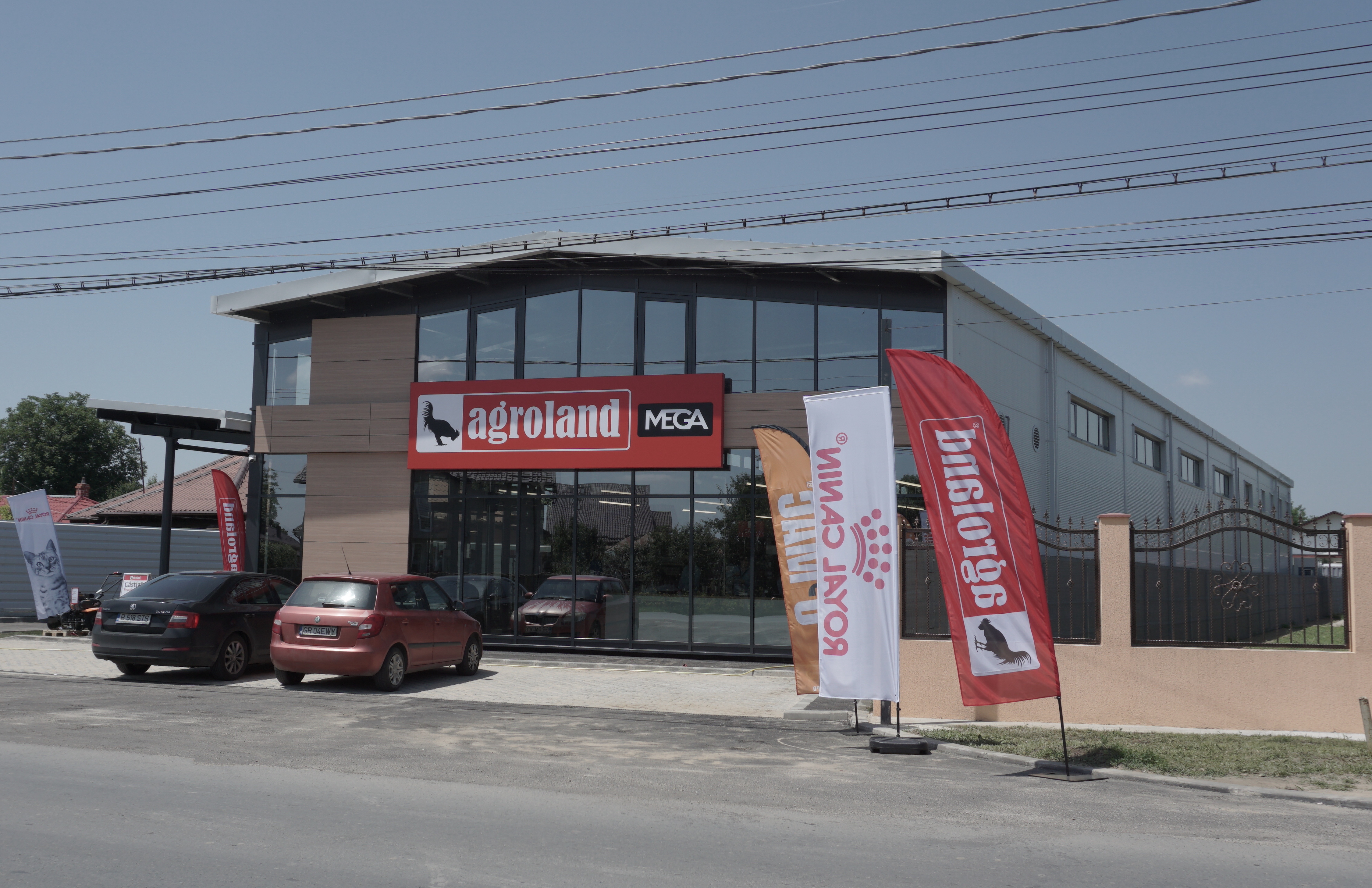 Agroland, rețeaua de magazine agricole dezvoltată de antreprenorul Horia Cardoș, pune pe hartă a 12-a unitate de tip MEGA, cu investiție greenfield de 0,5 mil. euro. “Ne așteptăm ca fiecare dintre aceste unități să treacă de un milion de euro vânzări în 2022”