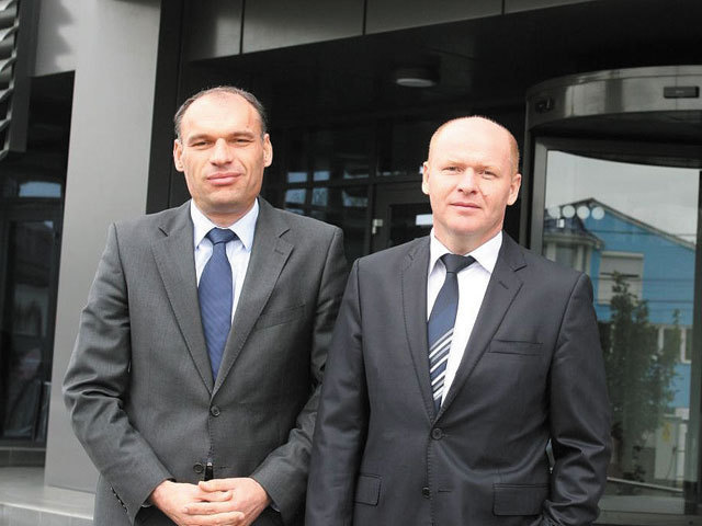 BREAKING: Frații Pavăl de la Dedeman cumpără 5% din Simtel Team pentru 4,6 milioane de lei. Simtel urmează să înceapă tranzacționarea la bursa de la București