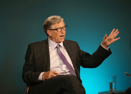 Cartofii folosiți de McDonald’s în SUA sunt crescuți pe terenurile agricole ale lui Bill Gates. Plantațiile sunt atât de mari încât pot fi văzute din spațiu