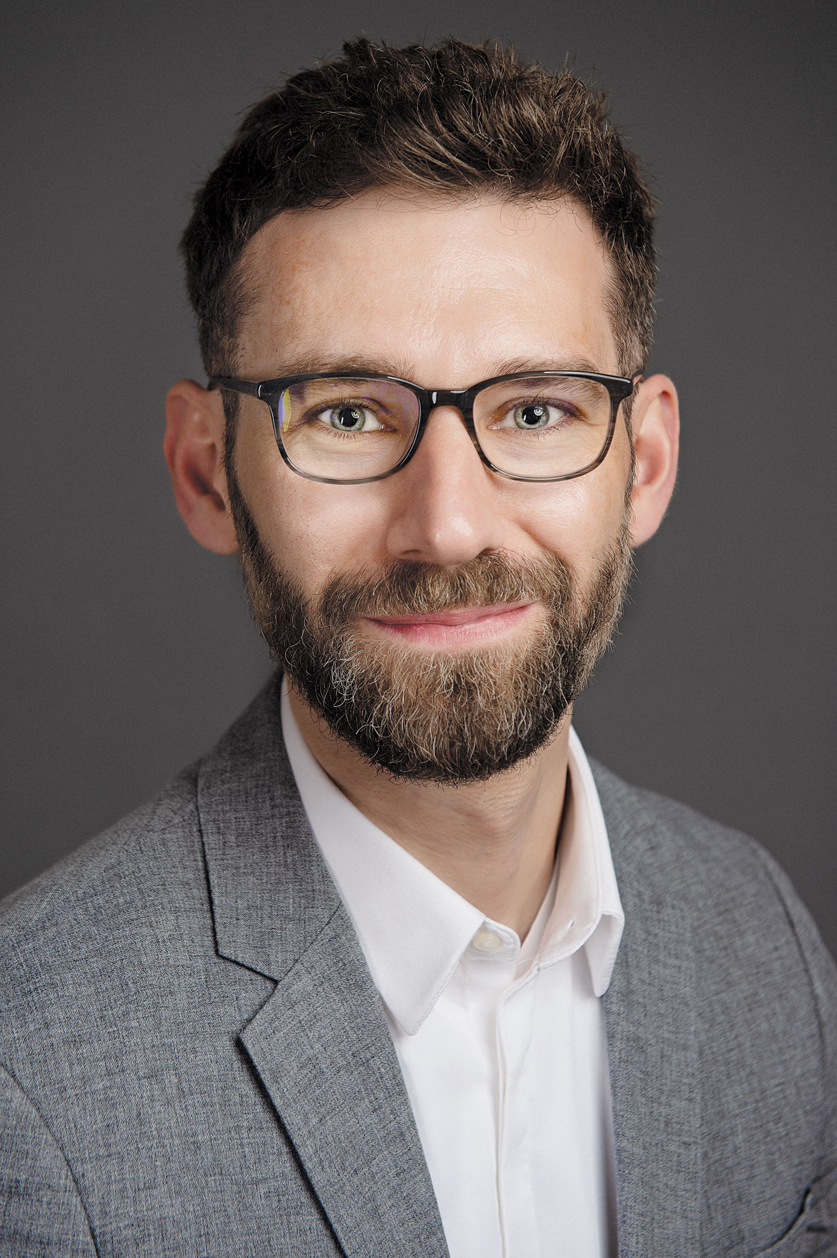 Povestea omului care a lansat și dezvoltat un nou concept dedicat sprijinirii start-up-urilor. Cum vrea aceasta să descopere noua companie de miliarde din businessul românesc