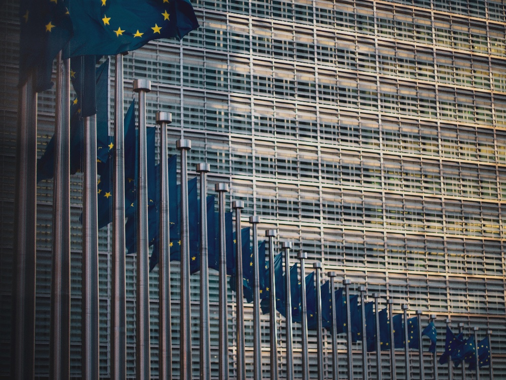 Comisia Europeană suspendă aprobarea planului de redresare al Ungariei