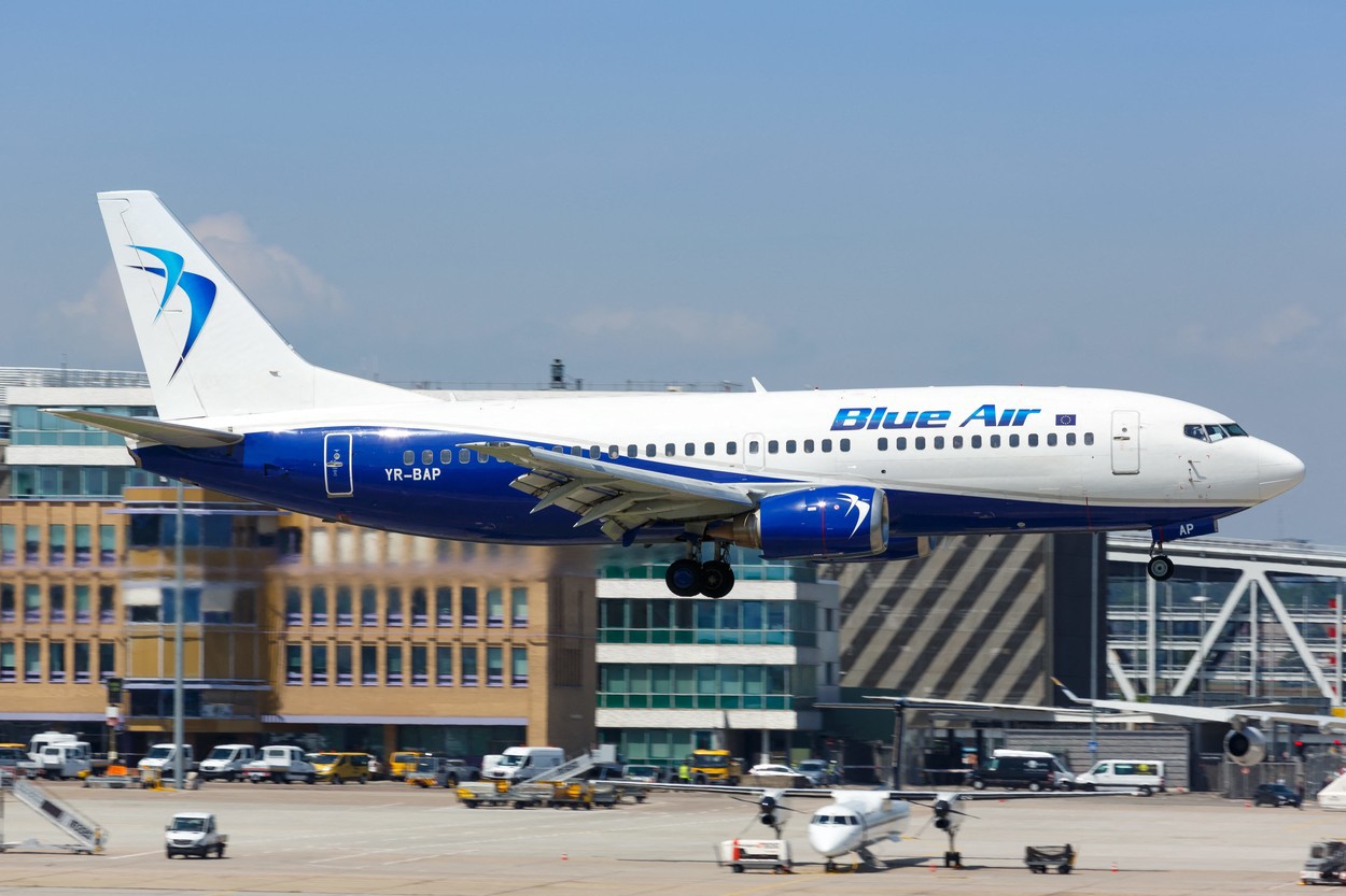 Blue Air vrea să atragă 250 de milioane de euro prin listarea la Bursa de la Londra. Evaluare de circa 600 de milioane de euro