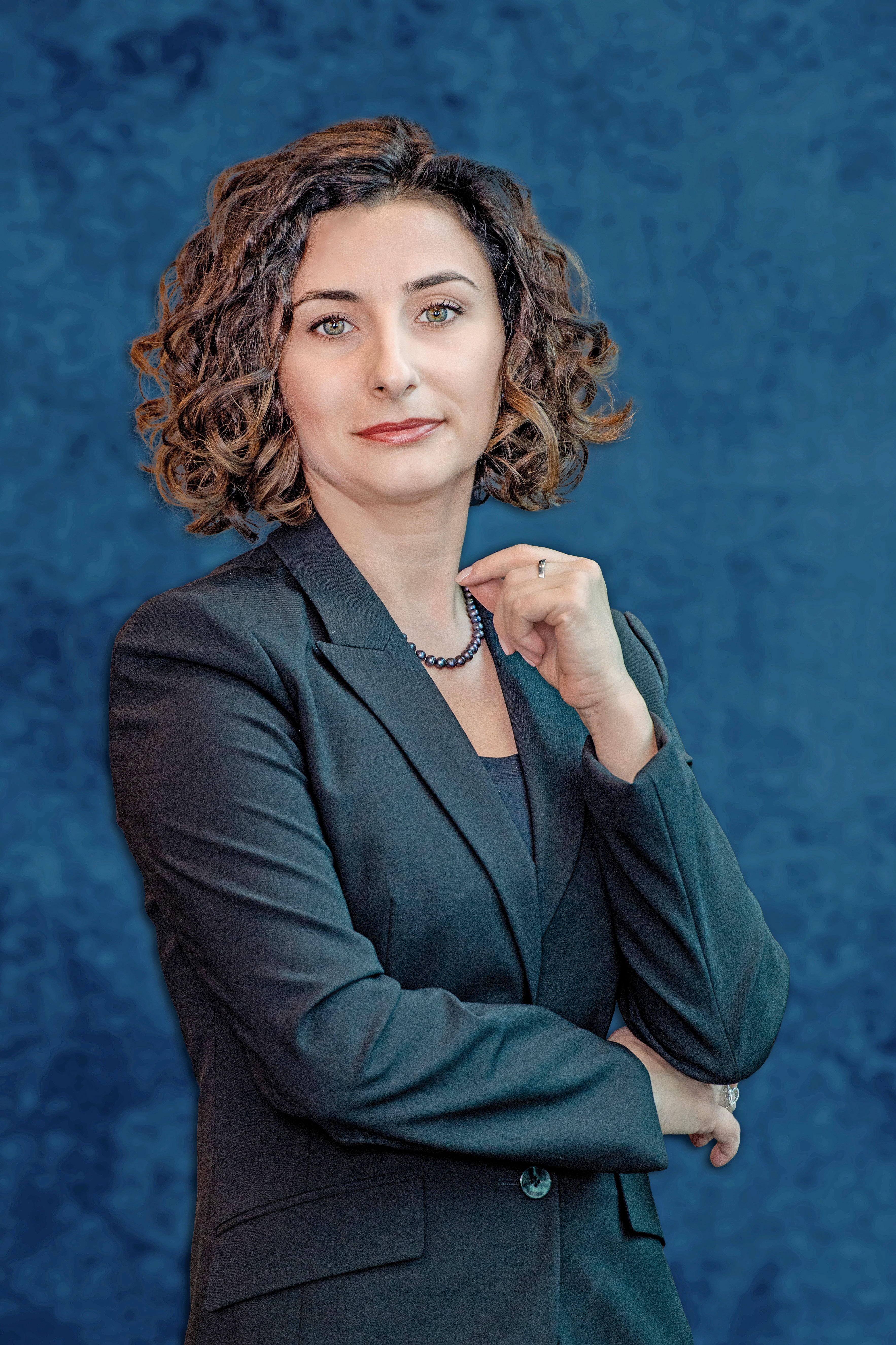 Sînziana Pardhan: Am adunat atât de multe învățăminte în ultimul an, încât dacă aș avea un bănuț pentru fiecare dintre ele m-aș vedea nevoită să port cu mine o tolbă plină