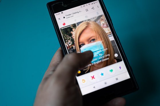Doxingul, o nouă formă de hărțuire, marele pericol al dating-ului online. Fiecare al 6-lea utilizator a trecut prin doxing