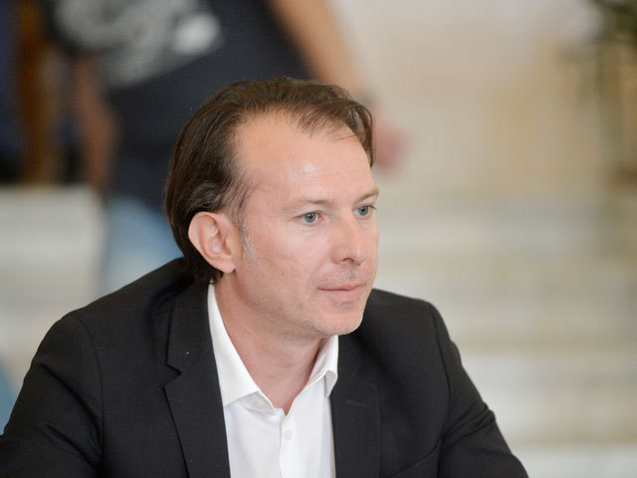 Ce i-ar spune Cîțu unui tânăr de 29 de ani, despre beție: Nu trebuie amestecate alcoolul și condusul